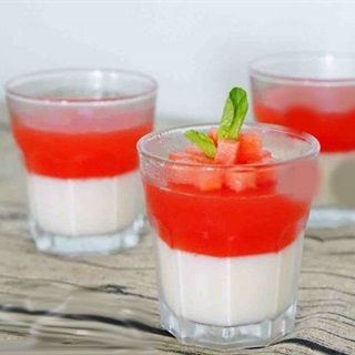 TRỔ TÀI LÀM PUDDING DƯA HẤU MỀM NGỌT, MÁT LẠNH